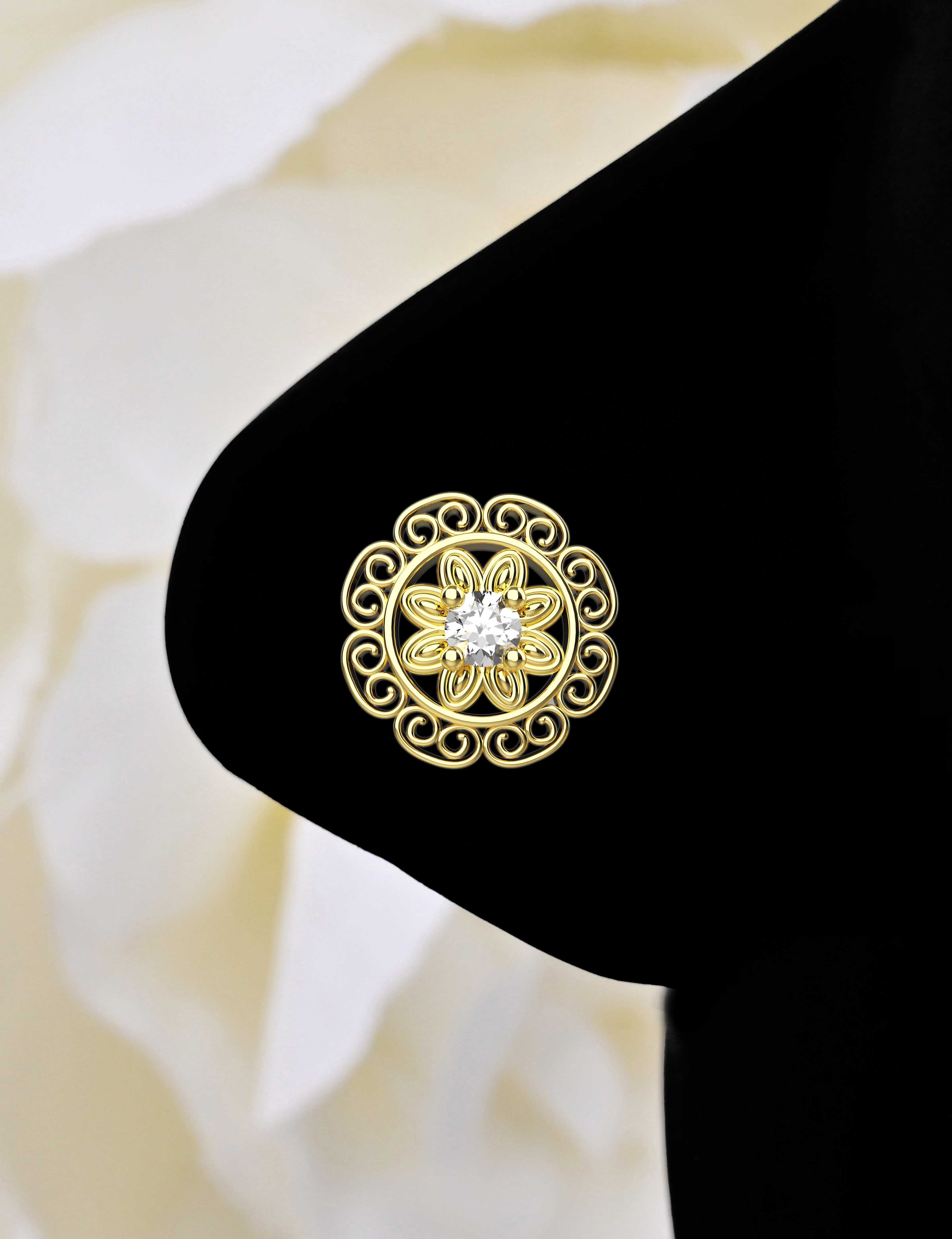 Women's Round Filigree Nose Pins In Gold